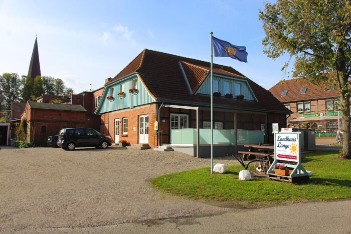 Urlaub auf Fehmarn im Landhaus Lange mit Doppelzimmern und Ferienwohnung